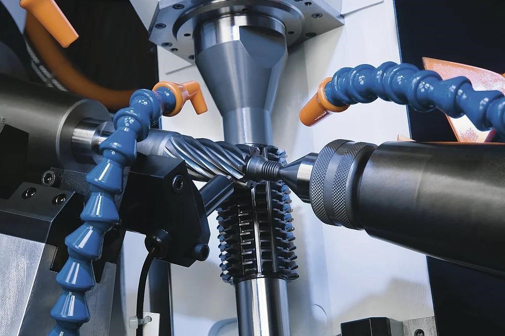 高速、高质与高效 埃马克助力一鑫齿轮夯实精密齿轮制造之路