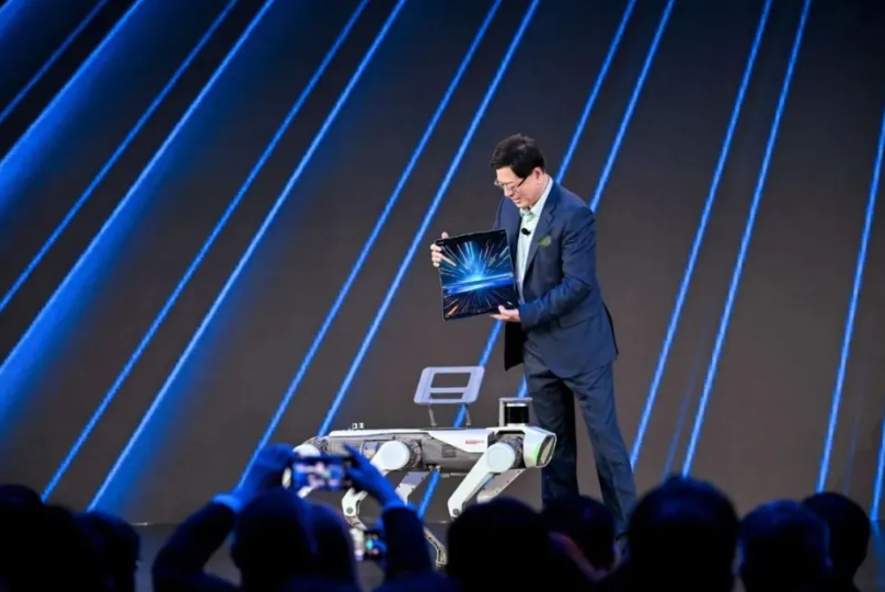 联想生产下线首只六足机器人,正式迈入机器人智能制造领域