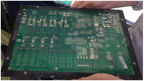 技术解析：PCB拼板后为什么还要开托盘？