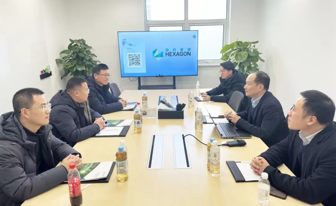 校地企三方强强联手,签约共建产教融合新范式