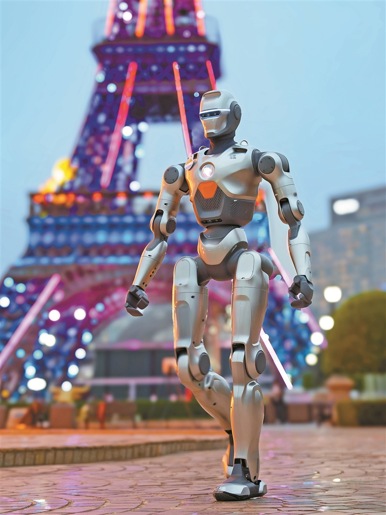 全球首例!深圳众擎机器人实现前空翻 标志着机器人从“行走”向“复杂运动”的跨越