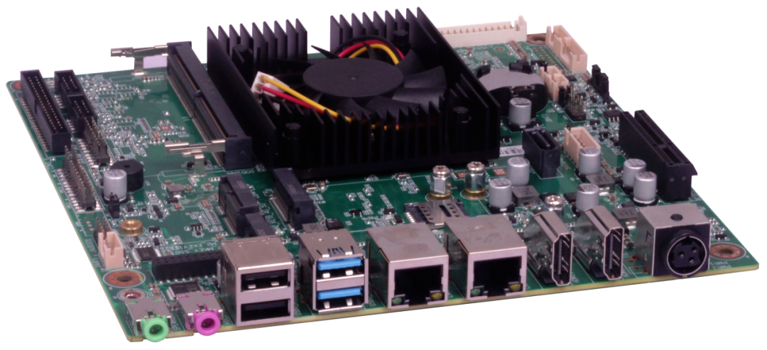 运输车队远程监控管理的利器:MITX-6122物联网边缘计算机