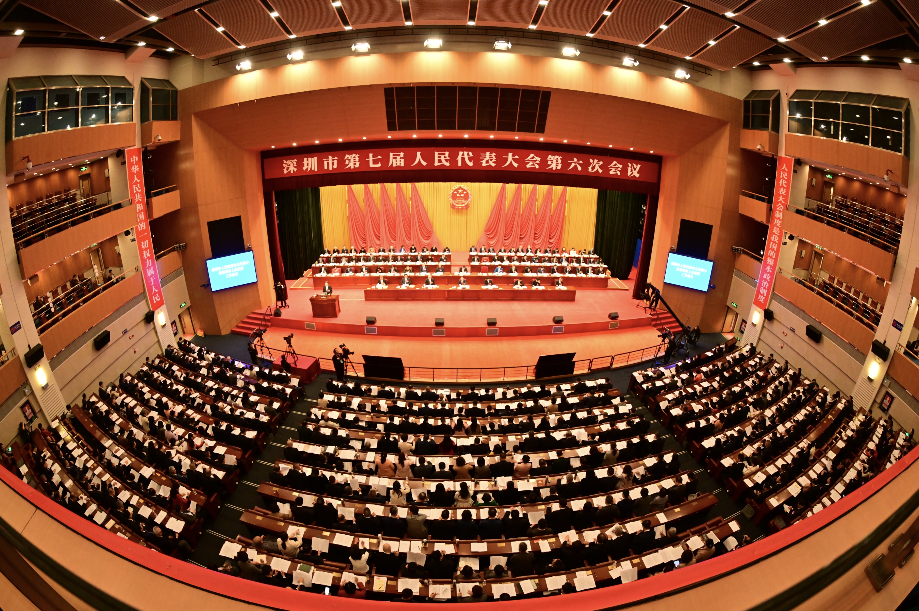 深圳三夺全国工业“双第一” 2025年将走在新型工业化“最前列”