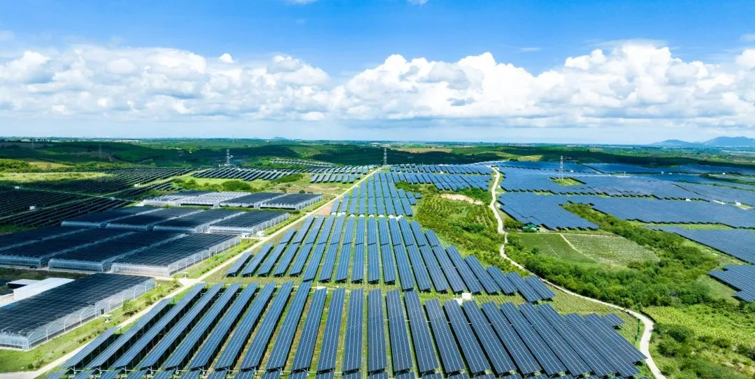 华北工控MITX-6122:小体积、高性能,支持无人机智能巡检光伏电站