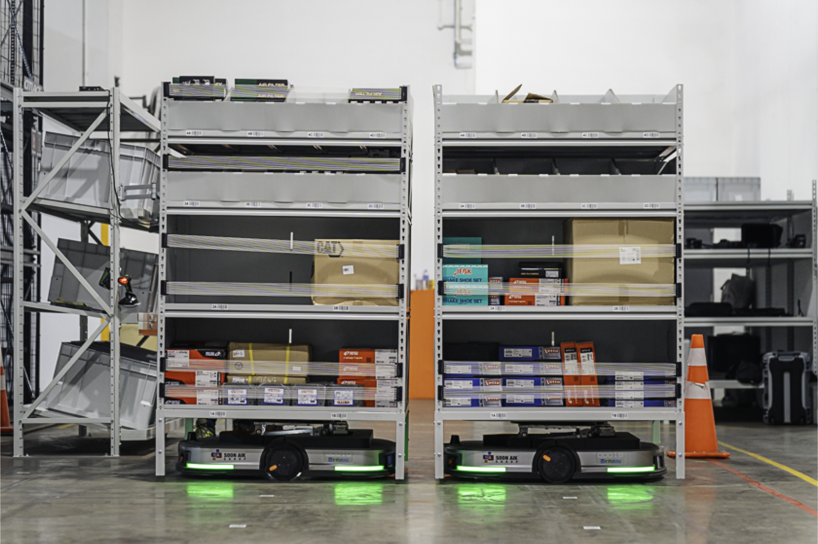 3倍提效!新加坡INNEOVA携手Infolog与海康机器人重塑仓储格局