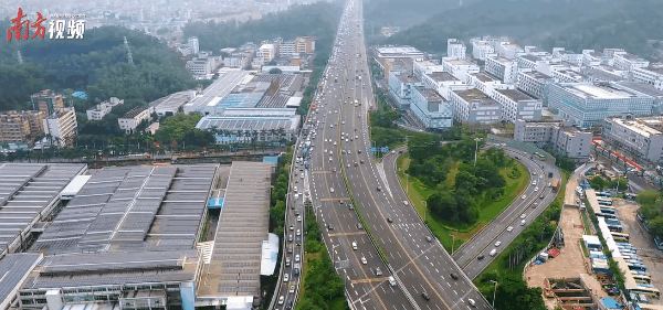 深圳工业首次实现全国“双冠”