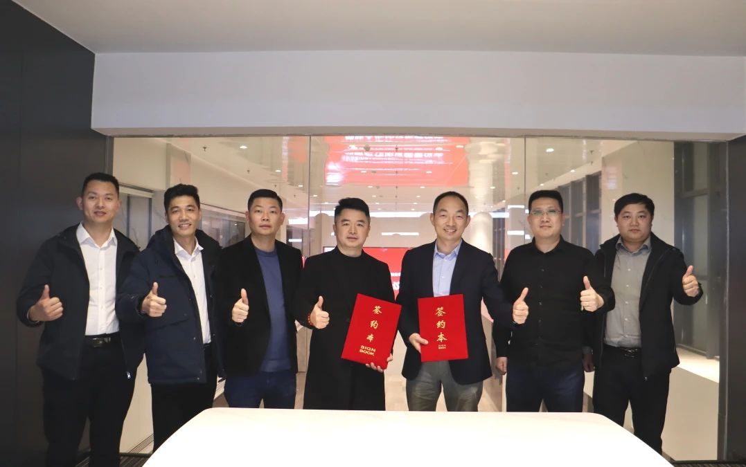 深耕智能打磨领域,珞石机器人与磨致机器人达成战略合作!