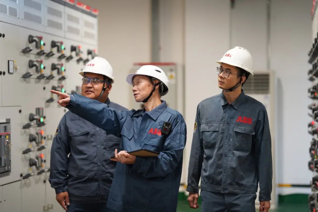 ABB全新升级服务业务体系,领航电气服务新时代