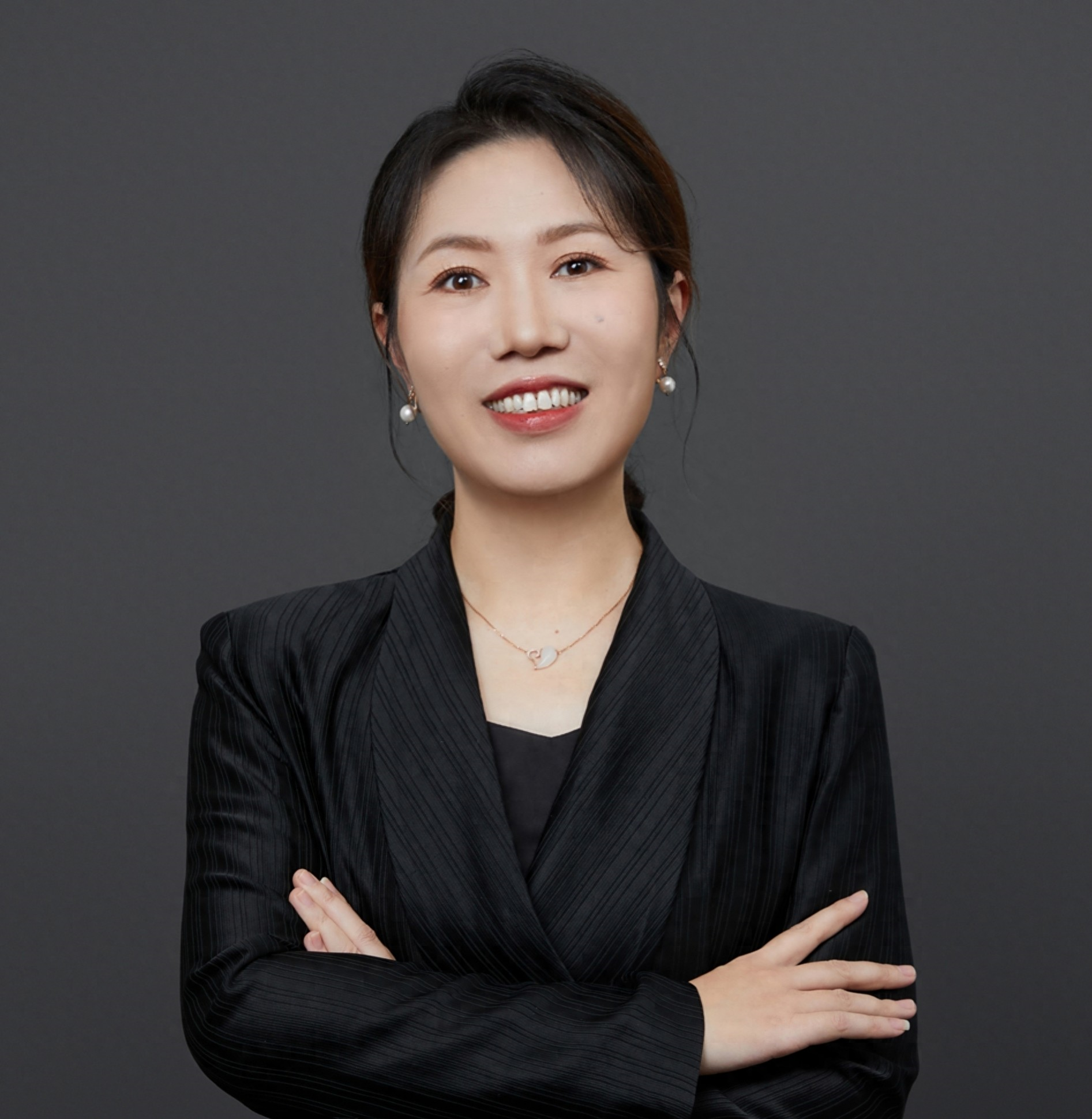 施耐德电气丁晓红：未来工业绘新景，创新活水汇清渠