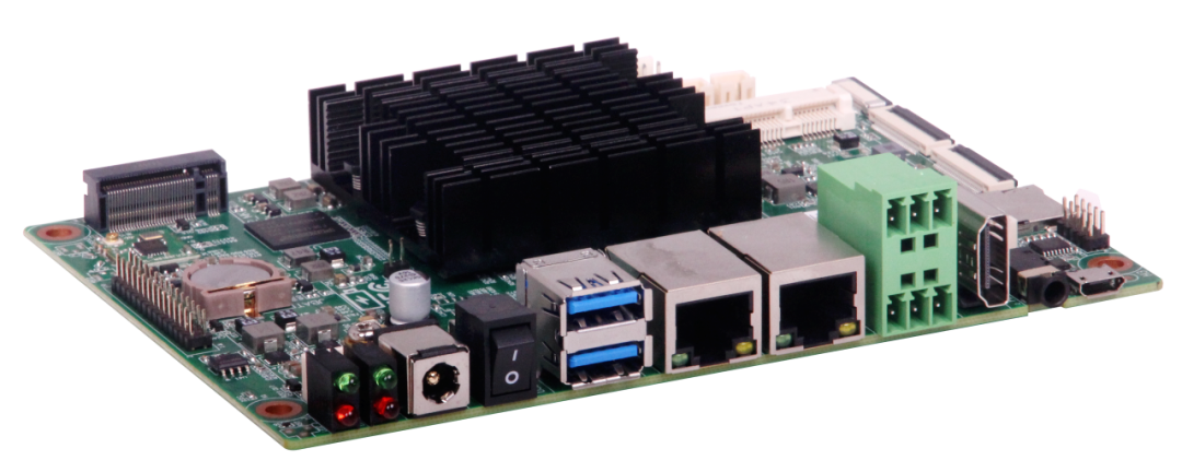 华北工控EMB-3541具备10.4Tops@INT8算力，支持AI机器人集成应用