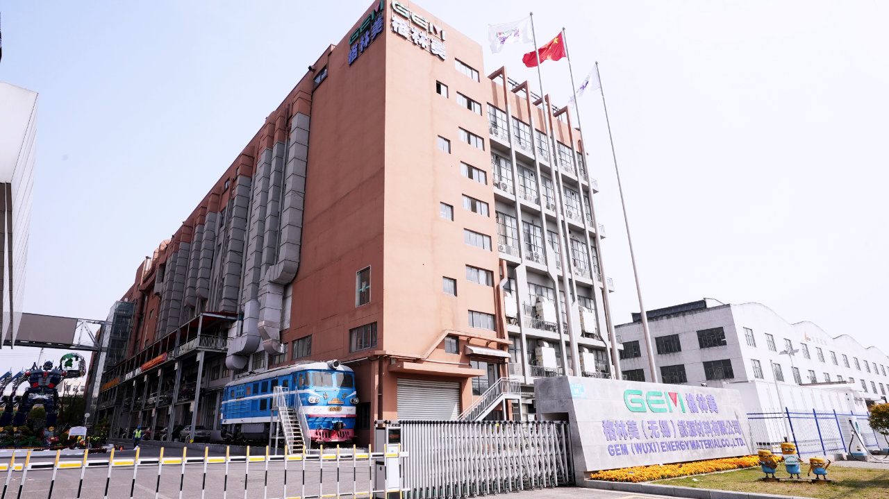 27 台机器人!格林美携手仙工智能共创新能源智能升级新范式