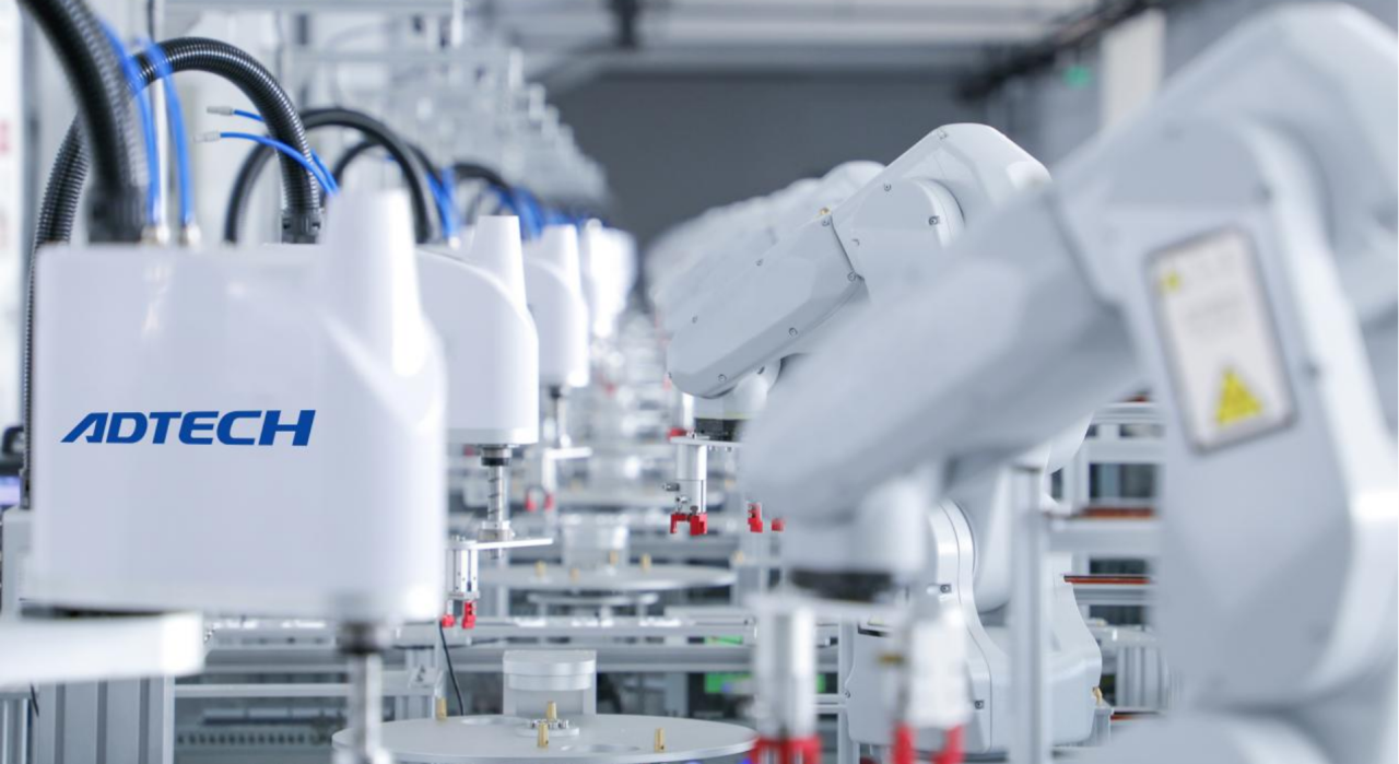 新时达众为兴洁净型SCARA机器人新品重磅发布