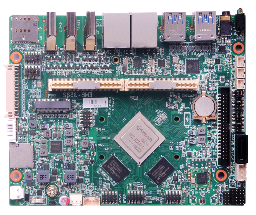 EMB-3582：超强多媒体与丰富接口配置，赋能医疗影像分析