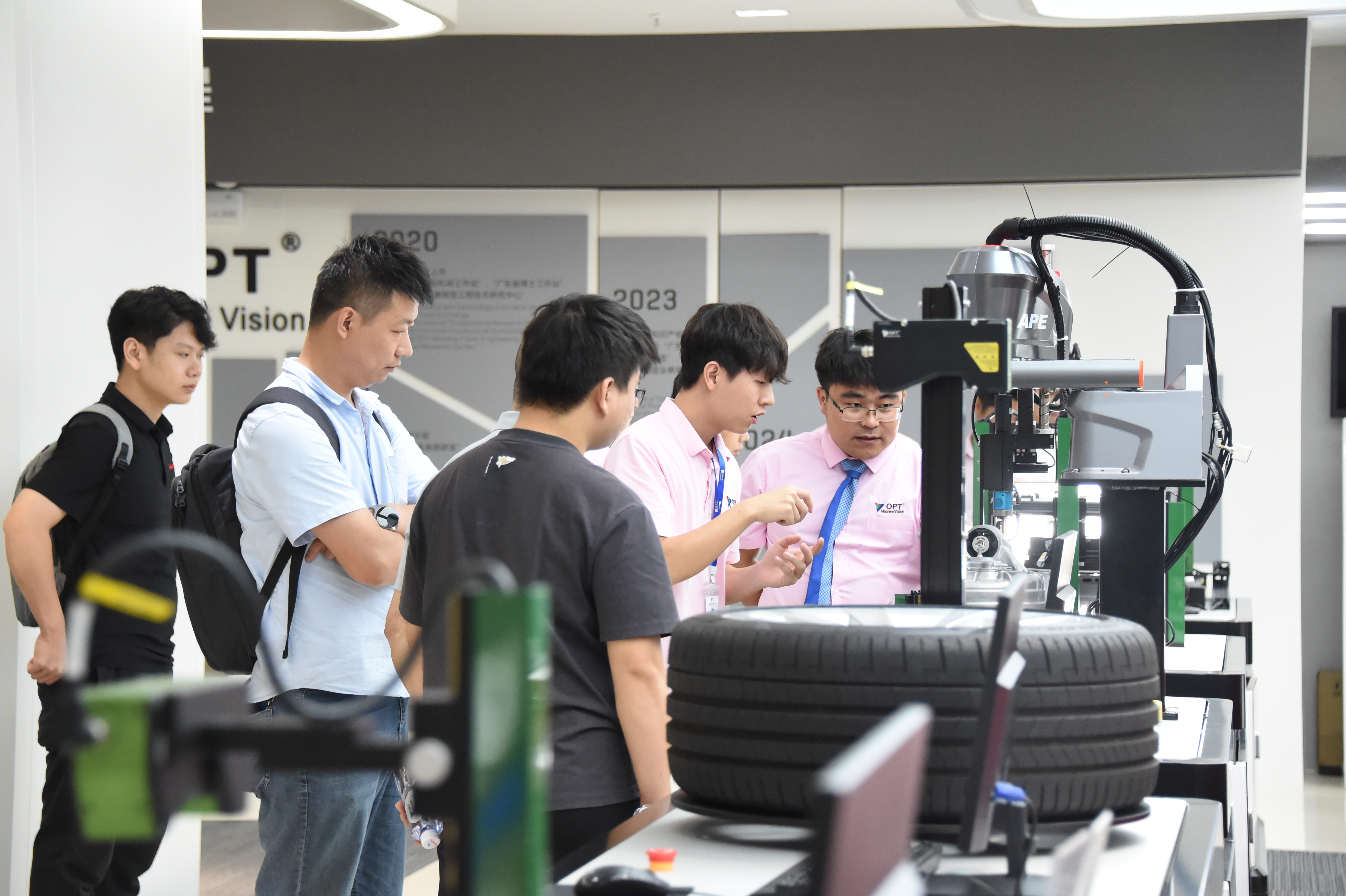 共拓智造新视界 | OPT(奥普特)2025全球生态伙伴大会-东莞站圆满召开!