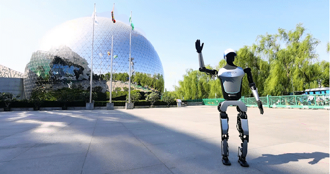 优必选发布商用人形机器人智慧展览解决方案,重塑服务新体验