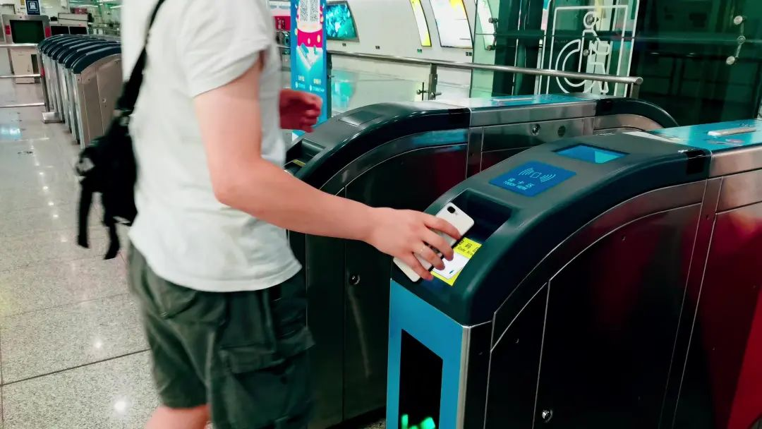 华北工控BIS-6680M，助力提升安检闸机整体效能