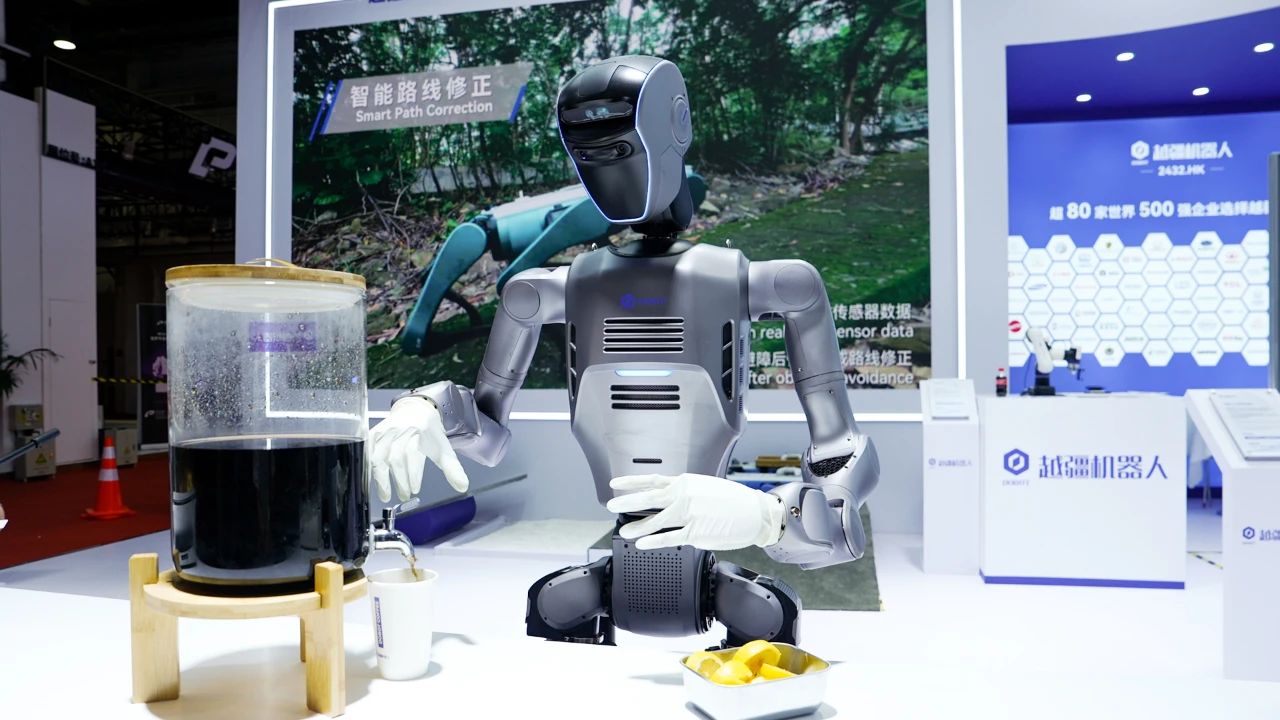 WRC 2025：越疆发布二代人形机器人平台，全场景新质生产力赢得全球客户订单