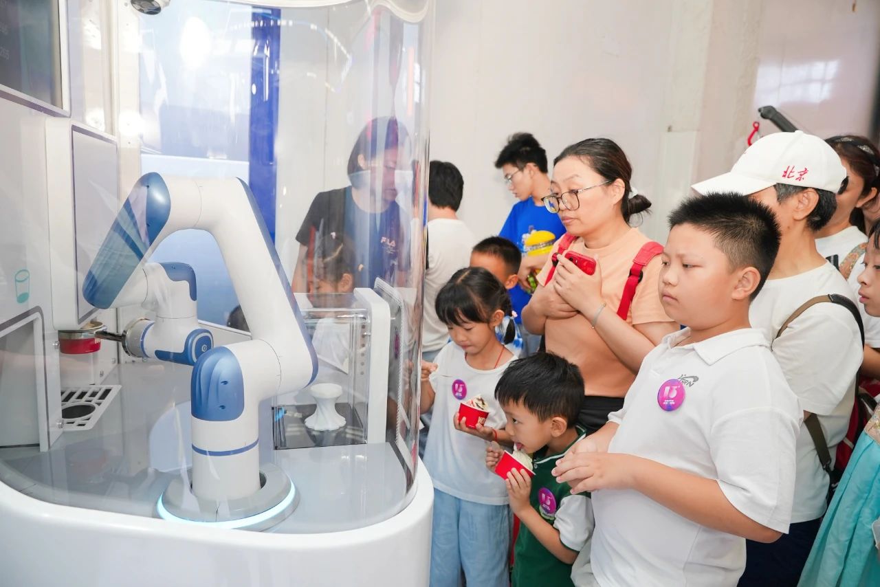 WRC 2025：越疆发布二代人形机器人平台，全场景新质生产力赢得全球客户订单