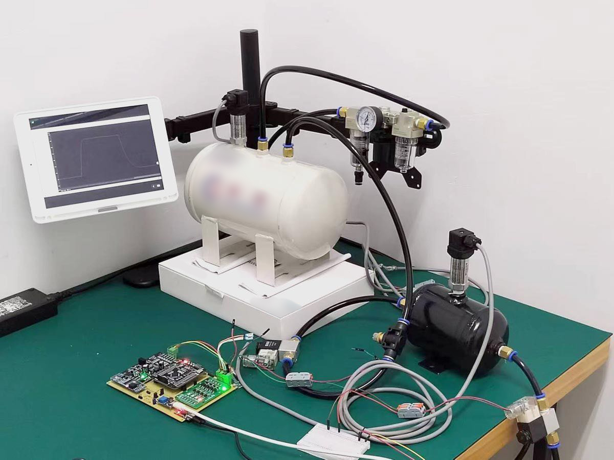 MathWorks 助力西南交通大学突破重载列车制动技术，推动智能铁路安全升级